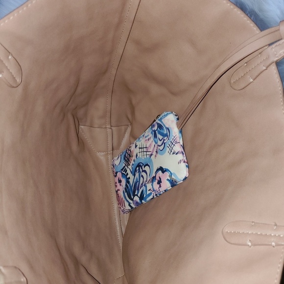 Purse with Attached Pouch - Picture 5 of 7